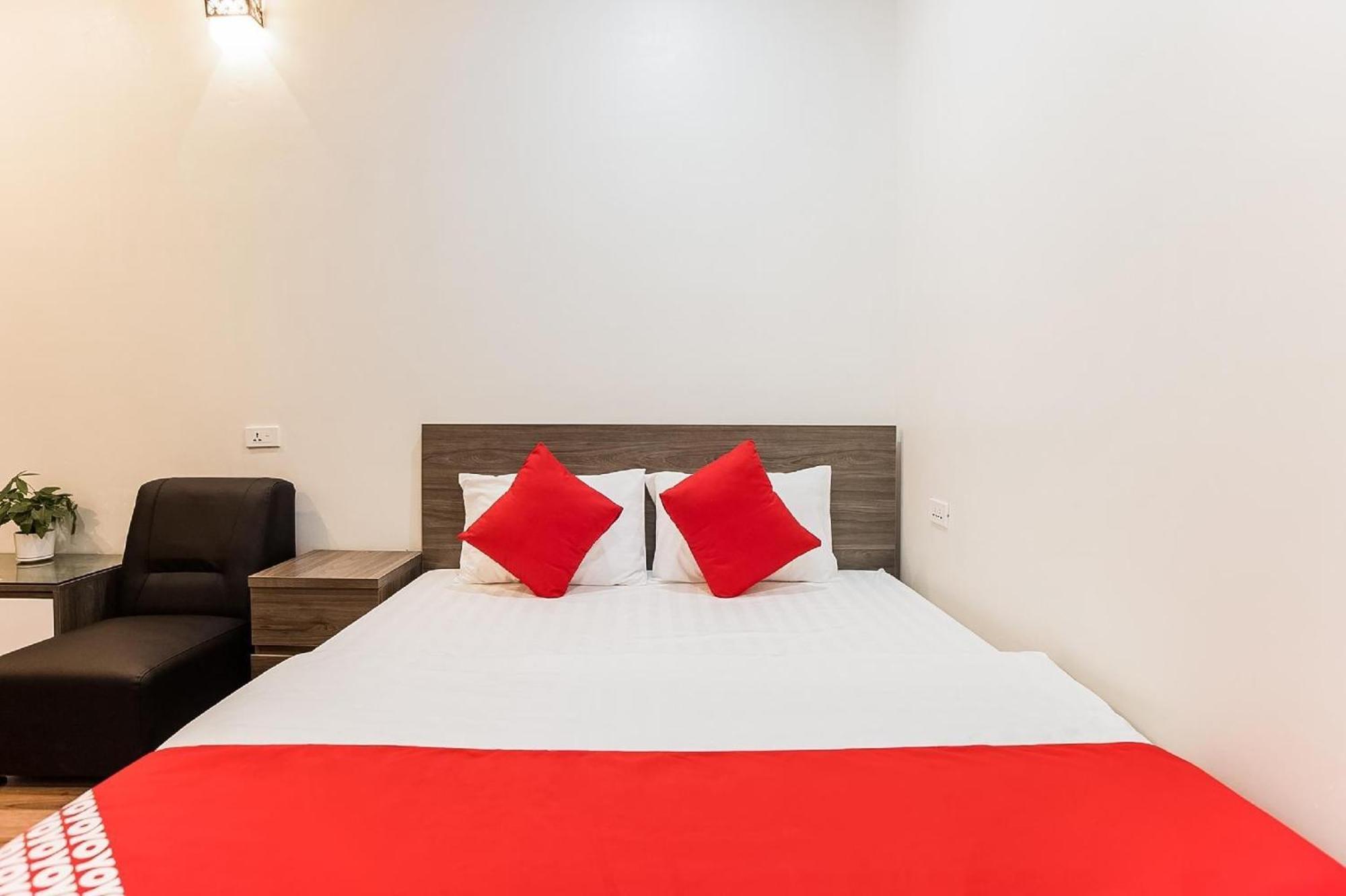 Khach San Giao Thong Hotel Hanoi Exterior foto