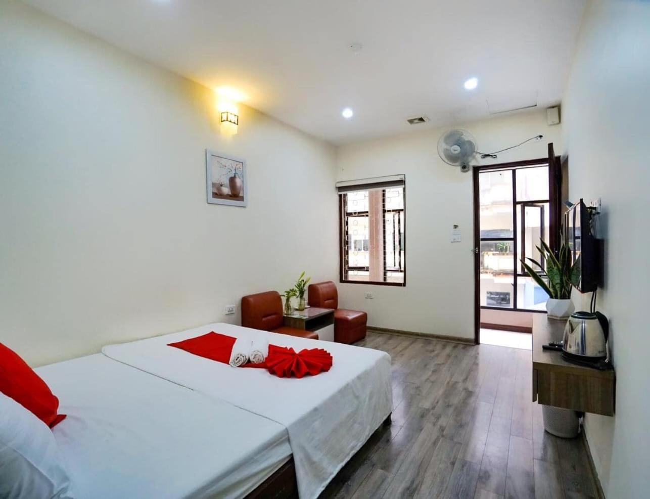 Khach San Giao Thong Hotel Hanoi Exterior foto
