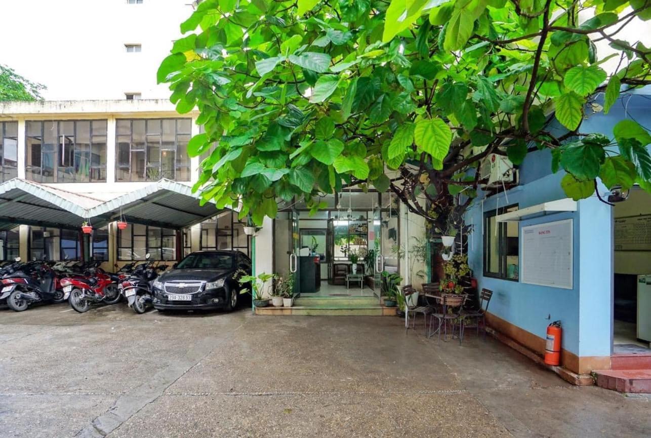 Khach San Giao Thong Hotel Hanoi Exterior foto