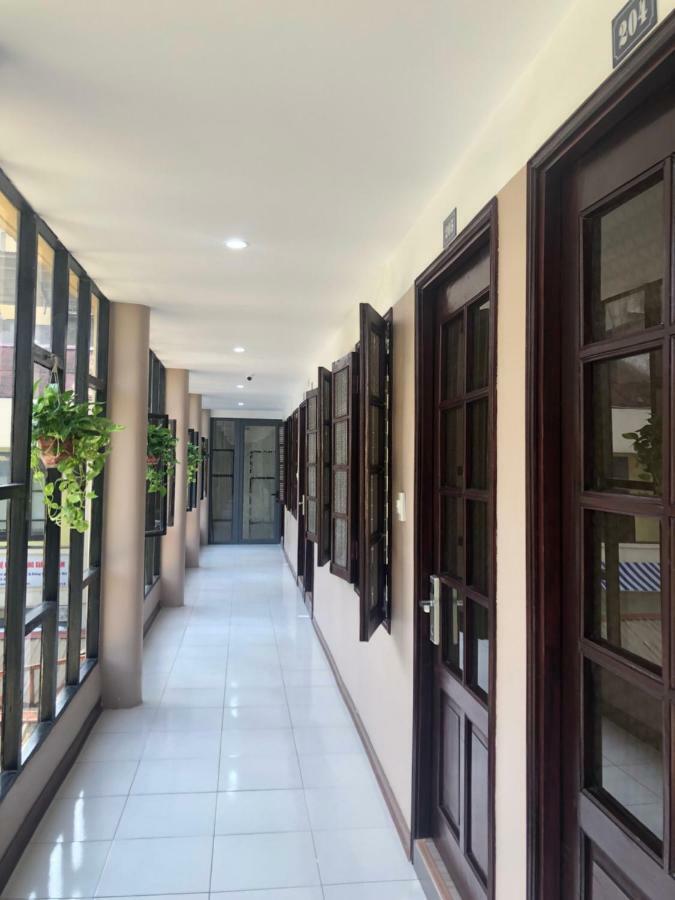 Khach San Giao Thong Hotel Hanoi Exterior foto