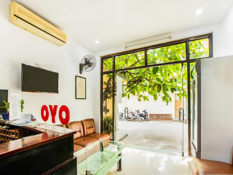 Khach San Giao Thong Hotel Hanoi Exterior foto