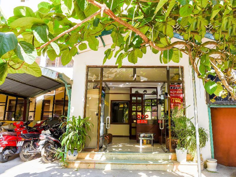 Khach San Giao Thong Hotel Hanoi Exterior foto